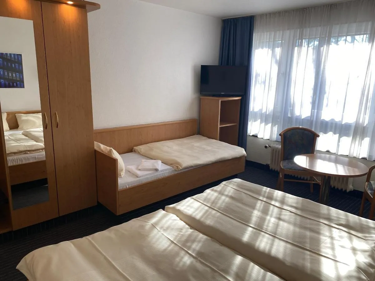 Mirage City Hotel Stuttgart Zentrum 3*,