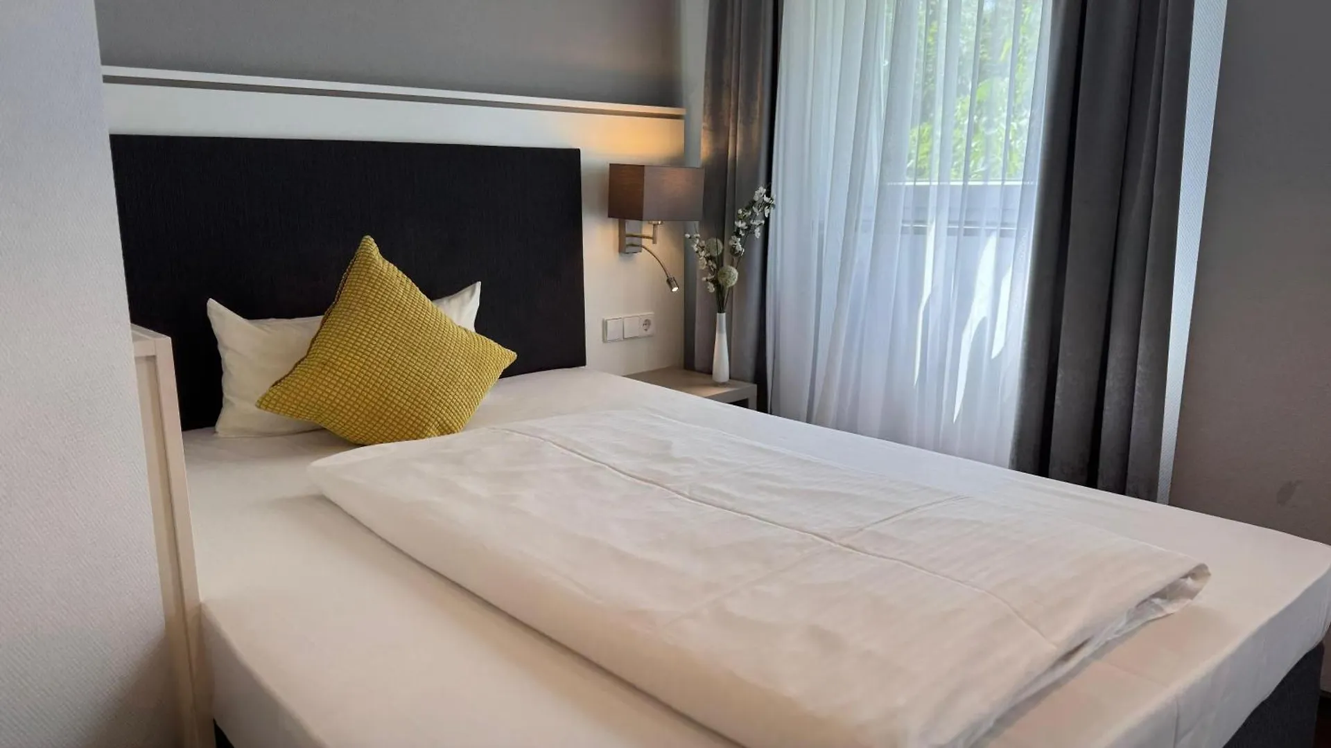 Mirage City Hotel Stuttgart Zentrum