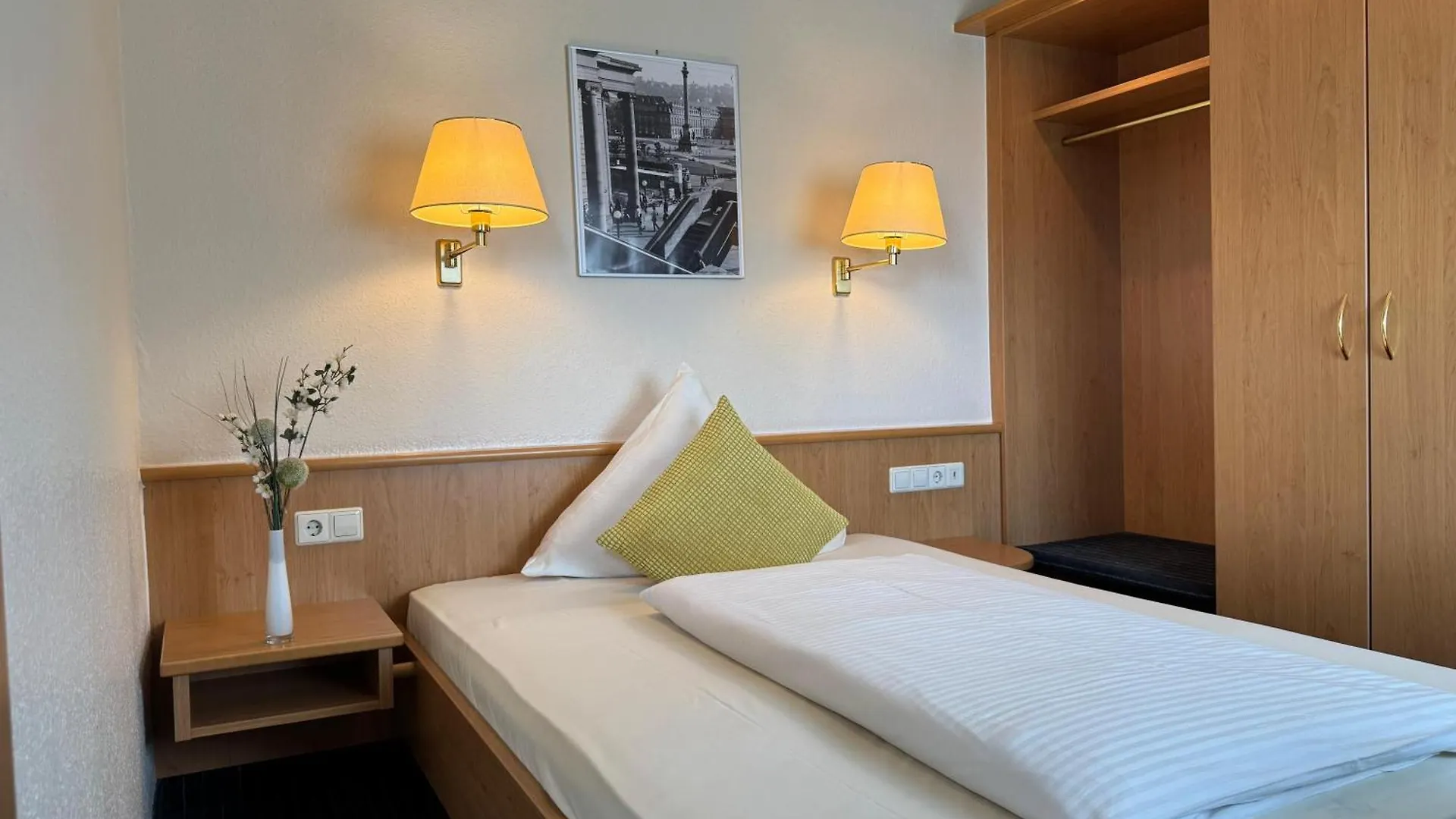 ***  Mirage City Hotel Stuttgart Zentrum Germany