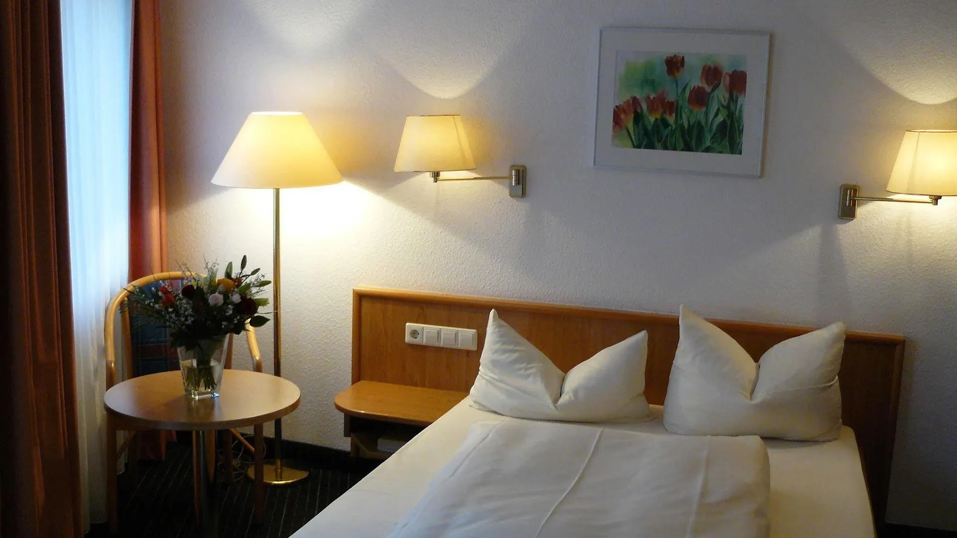 Mirage City Hotel Stuttgart Zentrum 3*,